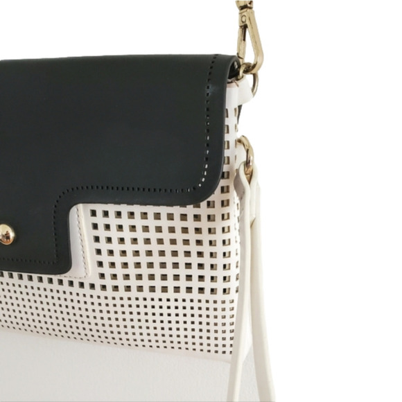 2/$35 Sale Zara Basic Perforated Clutch Purse  with Shoulder & Wristlet strap - Picture 3 of 10